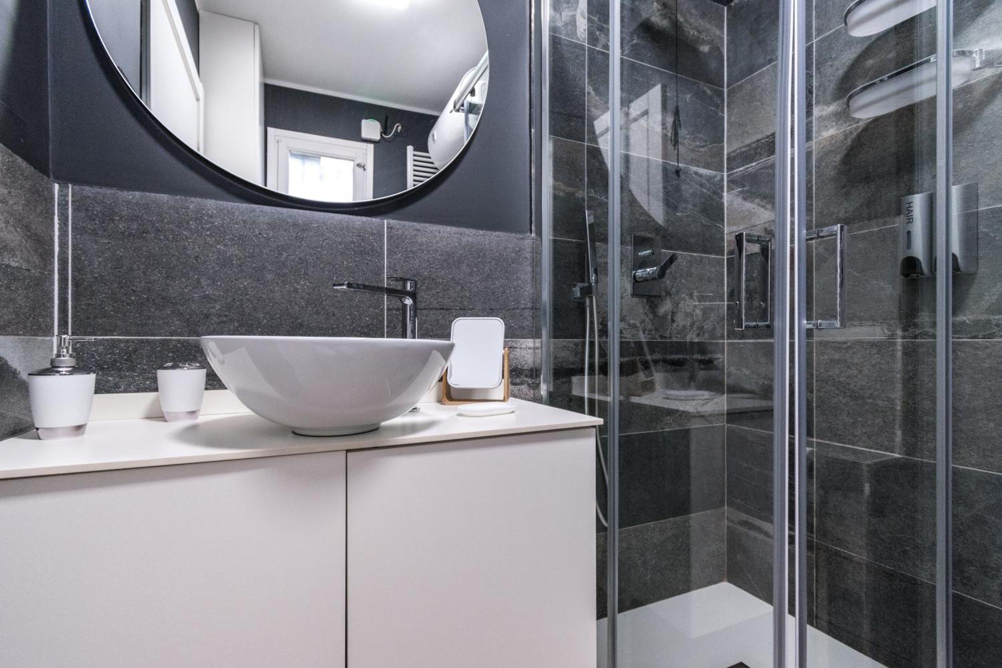 Elegante Appartamento Con Piscina - Wi-Fi & Box Privato Sanremo Eksteriør bilde